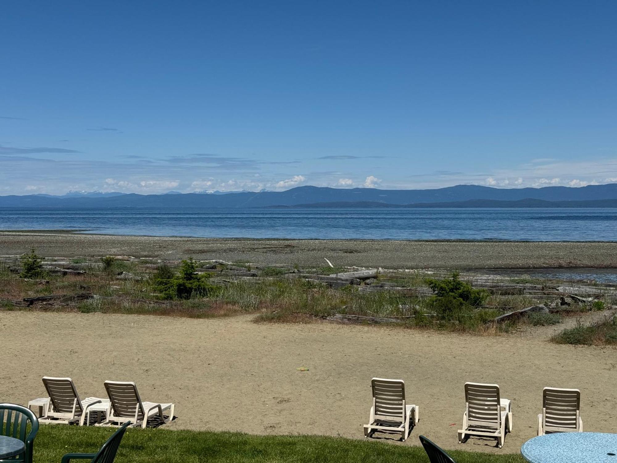 Shorewater Resort Beachfront Studio - 2 Beds Qualicum Beach Zewnętrze zdjęcie